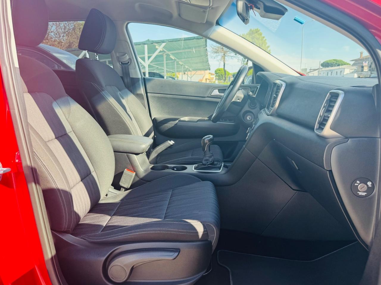 Kia Sportage 1.6 CRDI 136 CV 2WD Mild Hybrid Business Class