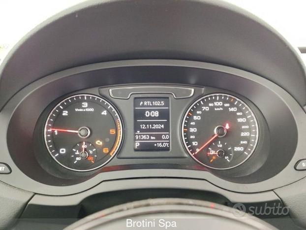 Audi Q3 2.0 TDI 120 CV S tronic