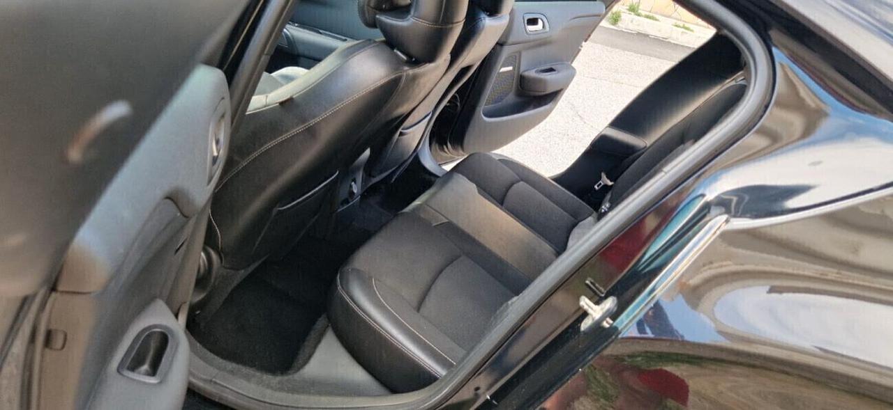 DS4 1.6 Hdi 110Cv Cambio Automatico Chic-2011