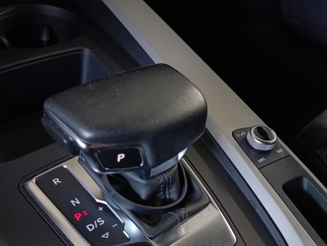Audi A4 Avant 40 2.0 tdi mhev Business Advanced 204cv s-tronic