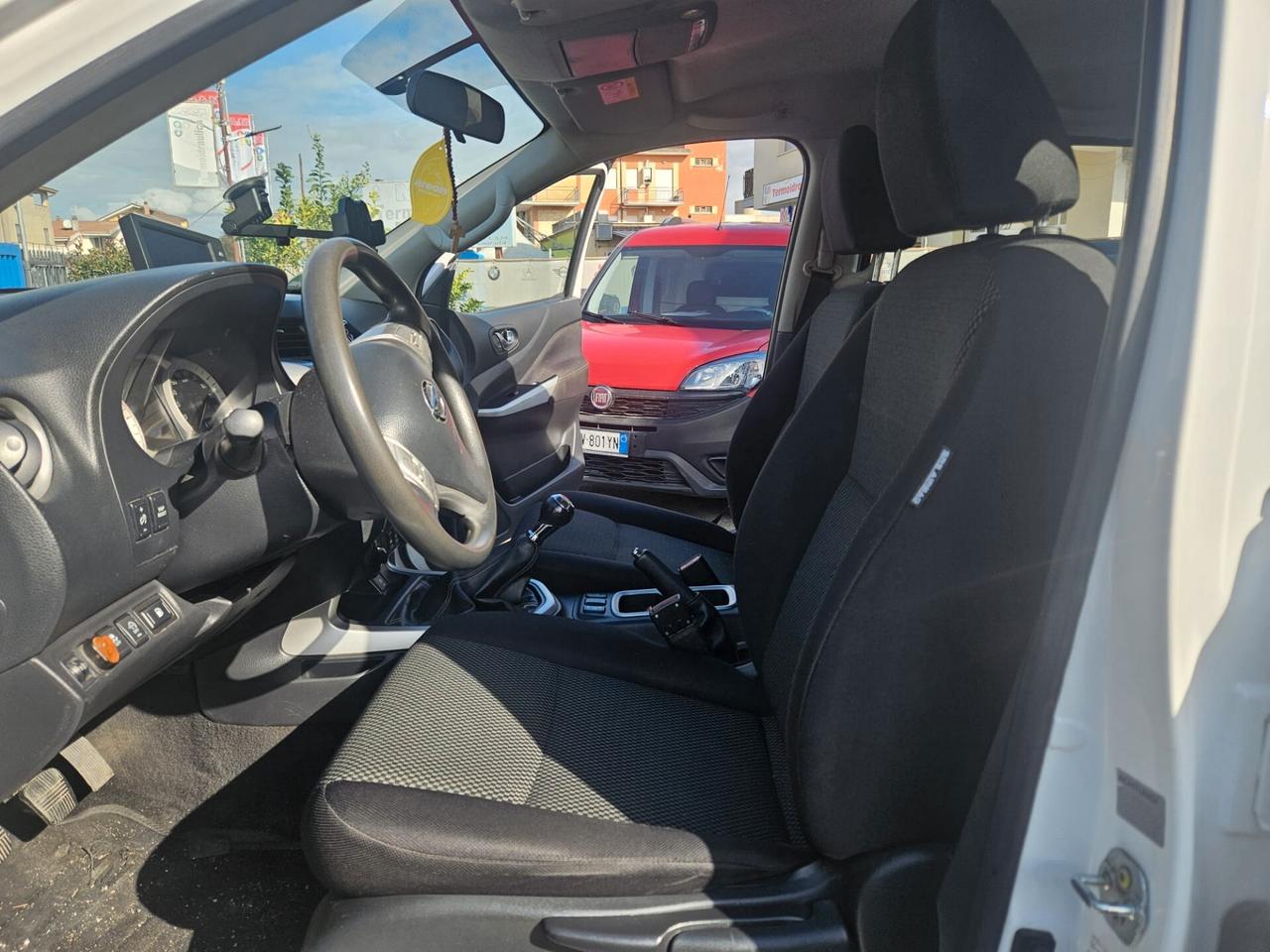 Nissan Navara 2.3 dCi 4WD Double Cab N-Connecta