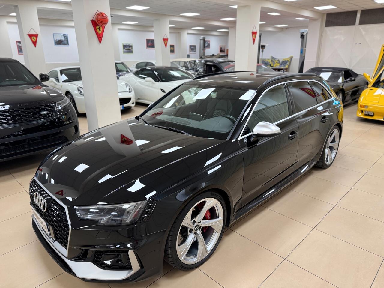 Audi RS4 Audi RS4 Avant 2.9 tfsi quattro 450cv PERMUTE AUTO MOTO!!!