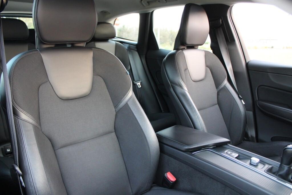 VOLVO XC60 2.0 D4 190cv *FULL LED *PELLE