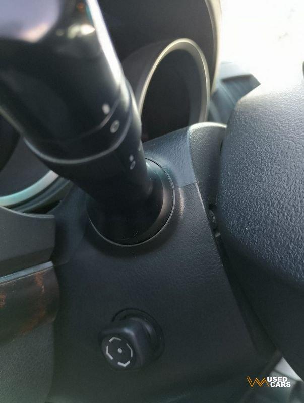 Toyota Land Cruiser V8 Land Cruiser V8 4.5 D4-D 5 posti