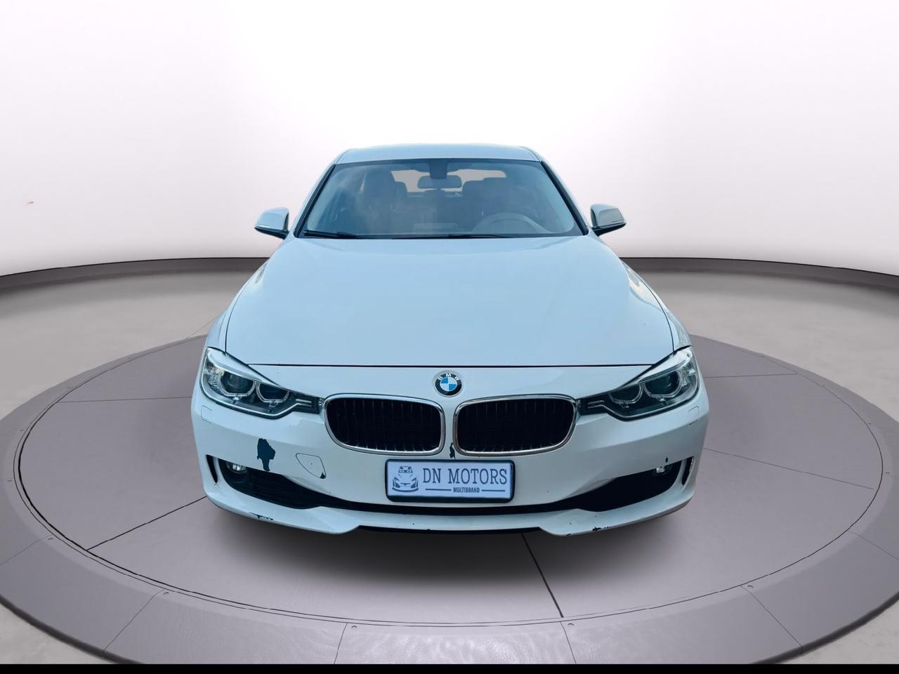 Bmw 318d 2.0 tdi 143cv anno 2013 cambio automatico