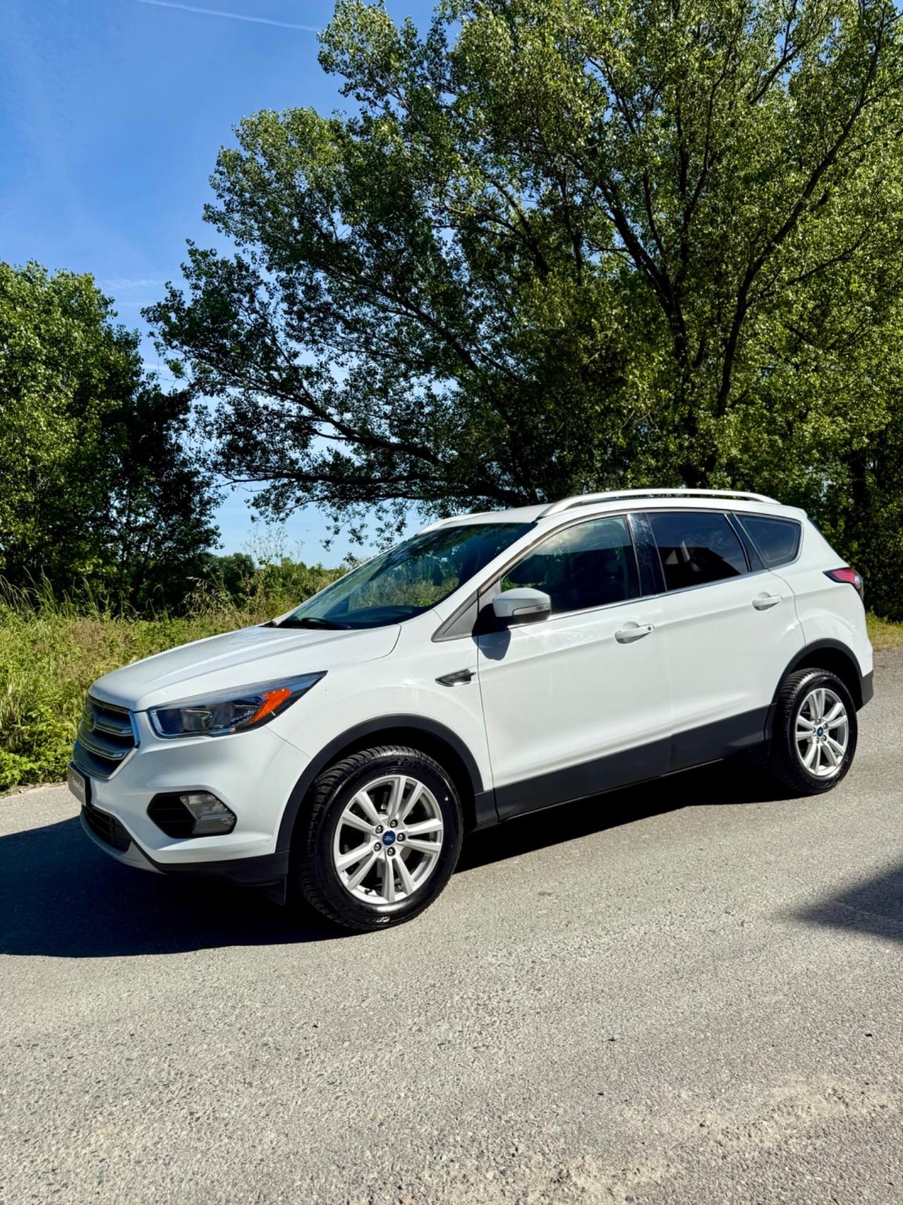 Ford Kuga 1.5 TDCI 120 CV Titanium
