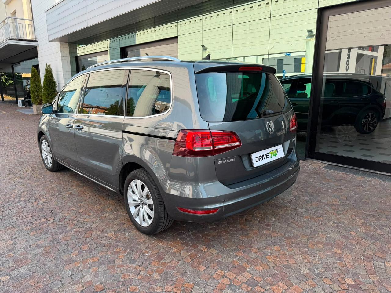 Volkswagen Sharan 2.0 TDI 184 CV SCR DSG Executive BlueMotion Tech.