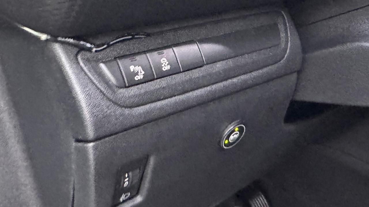 Peugeot 208 PureTech 82 5p. GPL Allure ok neo patentati