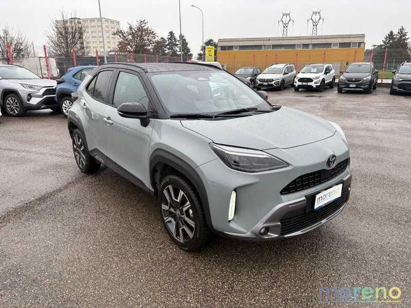 Toyota Yaris Cross 1.5h Premiere awd-i 130 CV e-cvt