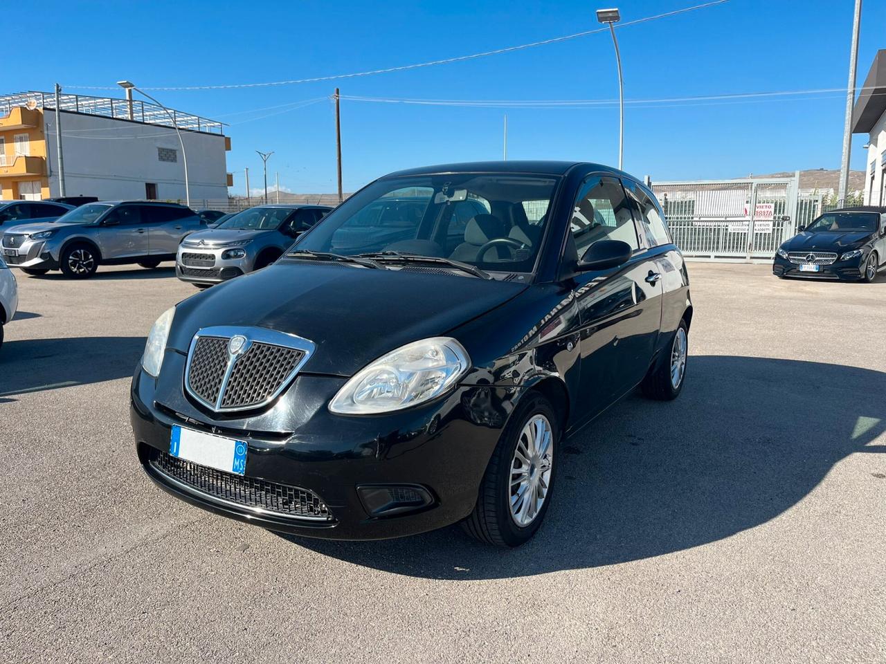 Lancia Ypsilon 1.2 Oro