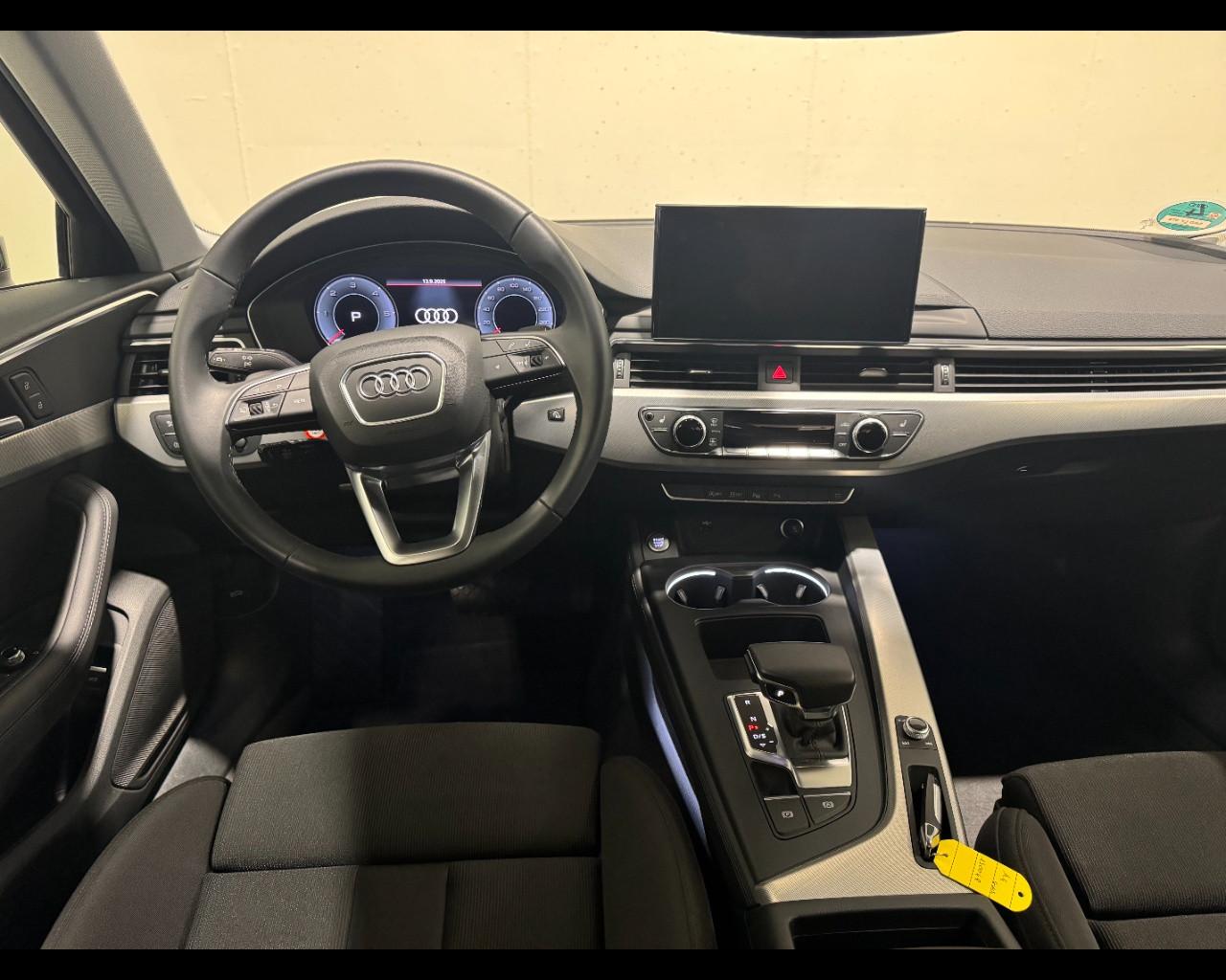 AUDI A4 AVANT 35 TDI MHEV S-TRONIC BUSINESS ADVANCED