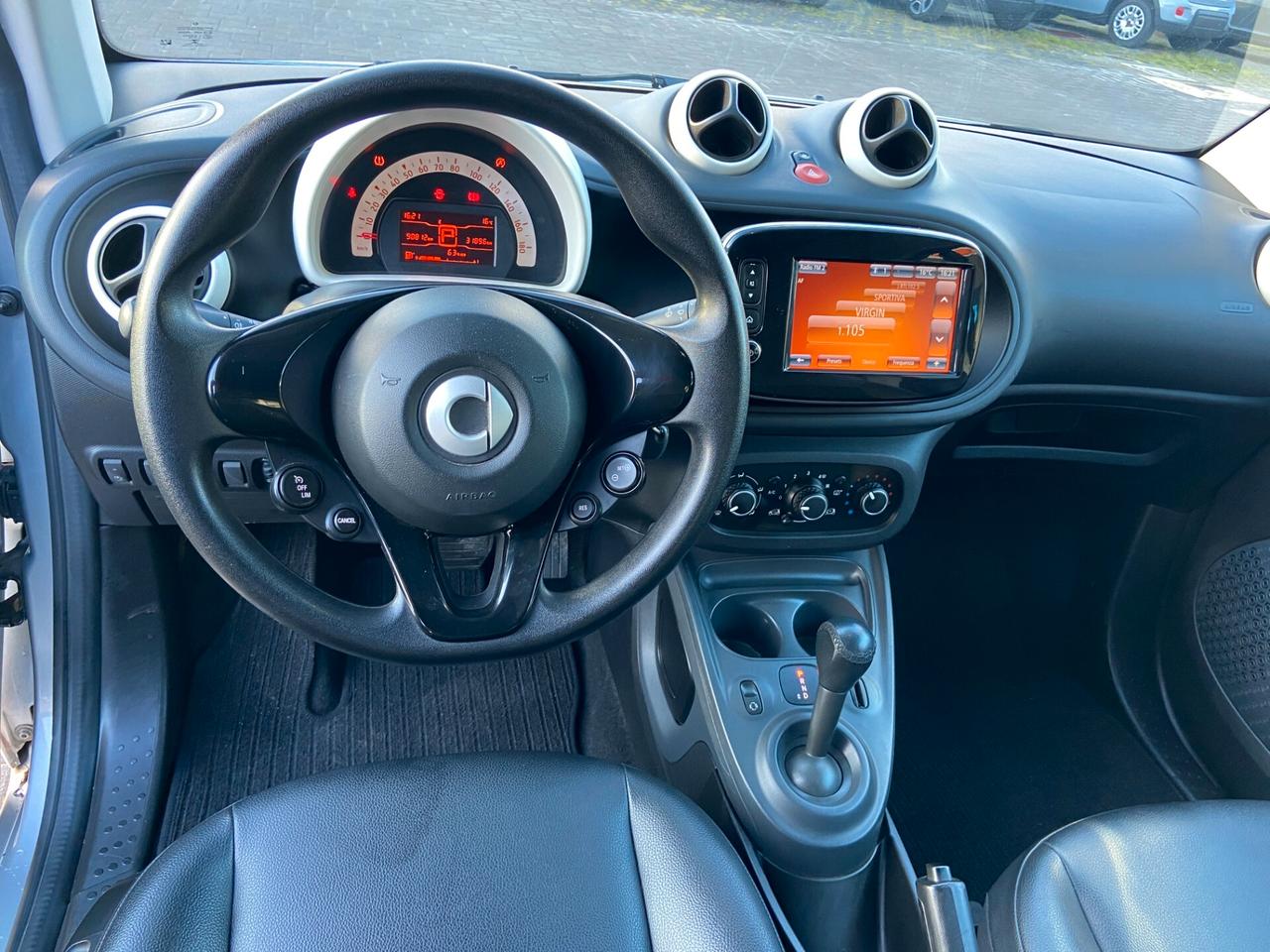 smart forTwo 1.0 Youngster 71cv twinamic