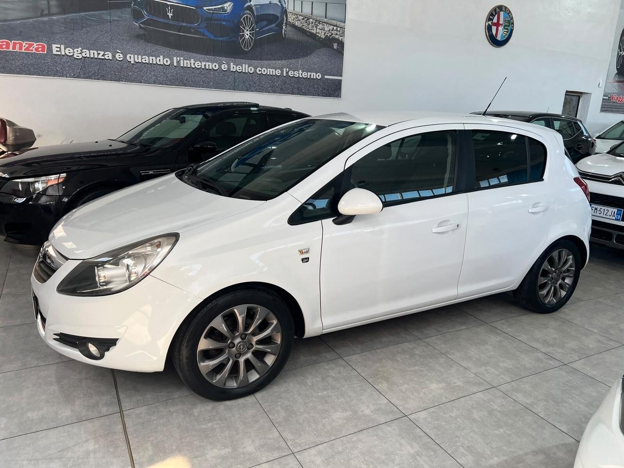 Opel Corsa 1.2 85 CV GPL 5 porte Club 2010