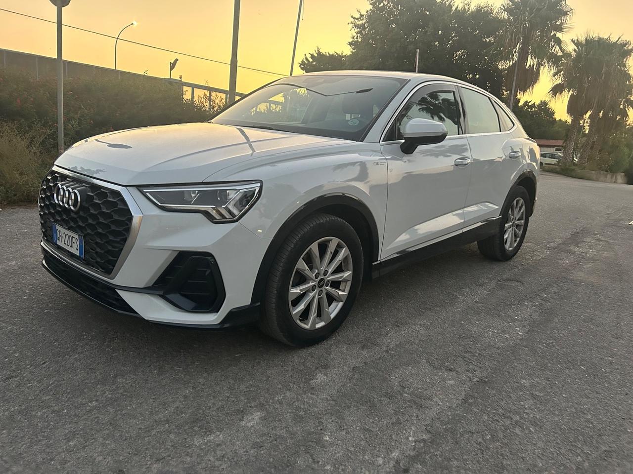 Audi Q3 35 TDI S tronic Business Advanced
