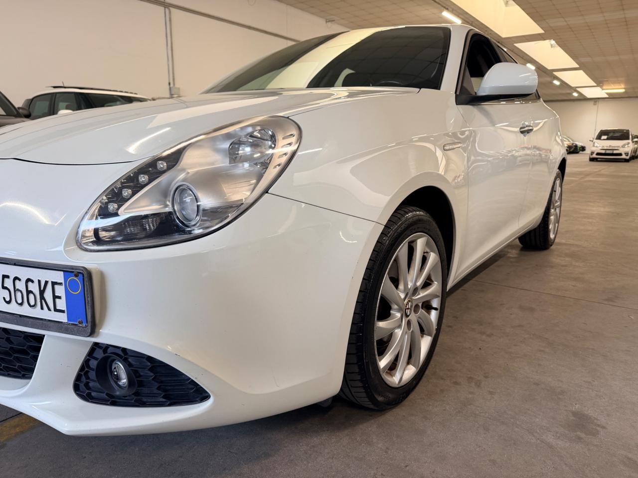Alfa Romeo Giulietta 1.6 JTDm-2 105 CV Distinctive