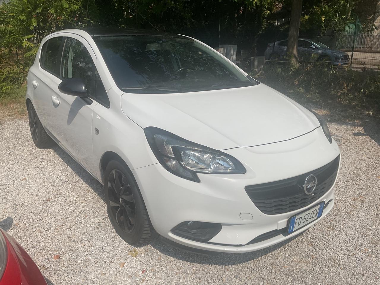 Opel Corsa 1.4 90CV 5 porte n-Joy