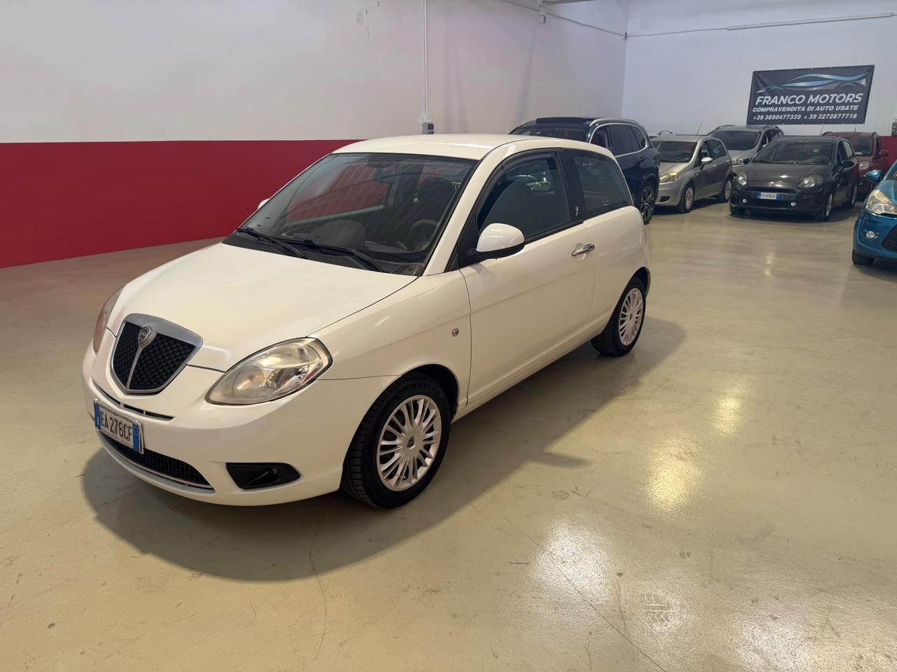 Lancia Ypsilon 1.2 Versus