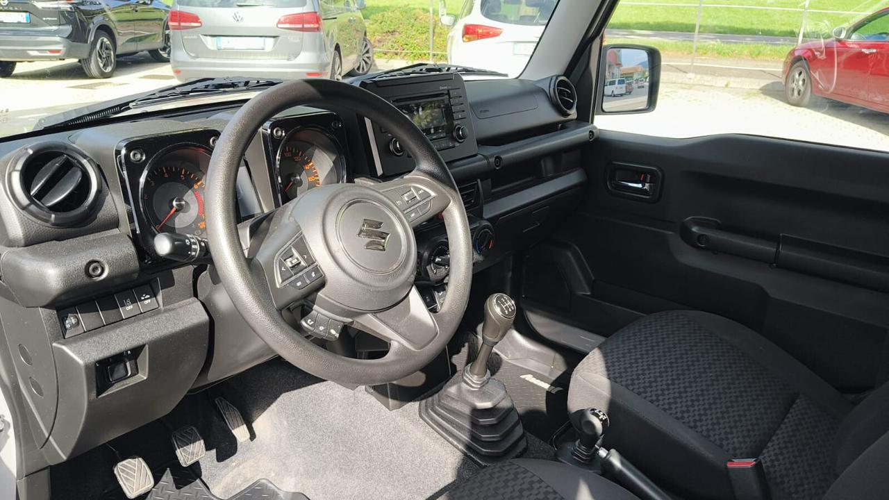 SUZUKI JIMNY 1.5 BENZINA 102CV 4X4 4WD AUTOVETTURA 4 POSTI