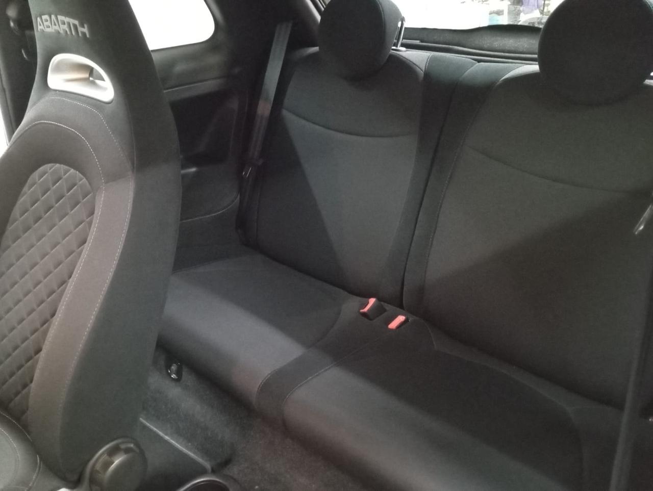 Abarth 595 1.4 Turbo T-Jet 165 CV Pista