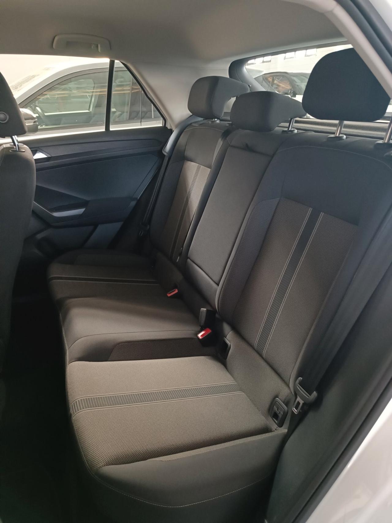 Volkswagen T-Roc 1.0 tsi 110cv