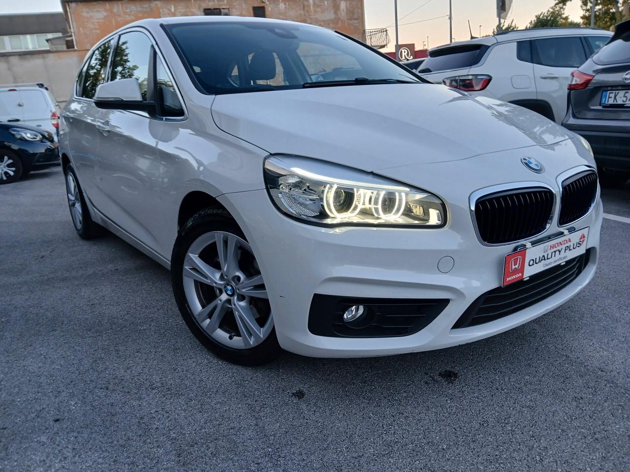 Bmw 2er Active Tourer 218d Advantage