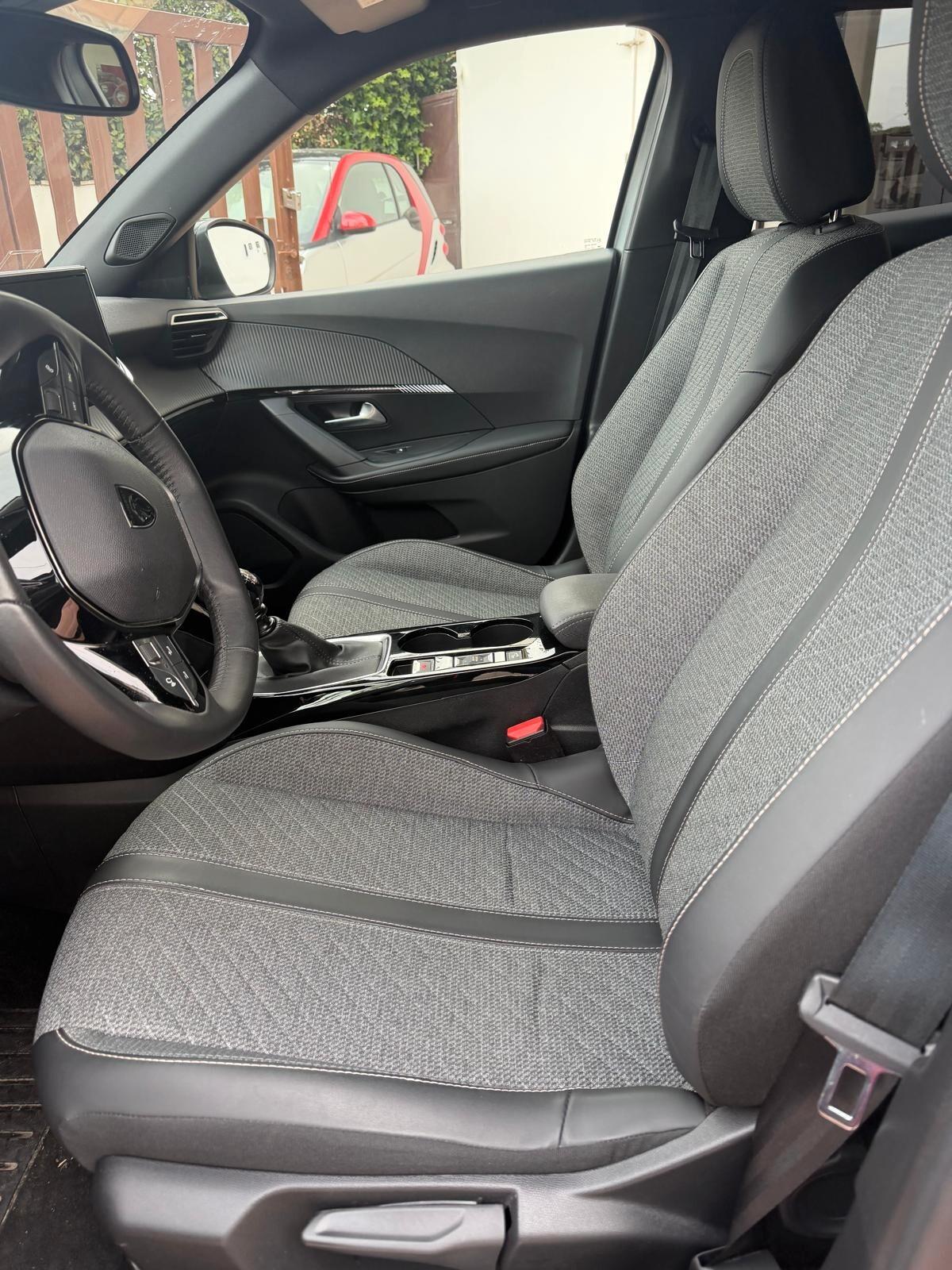 Peugeot 2008 PureTech 100 S&S Allure