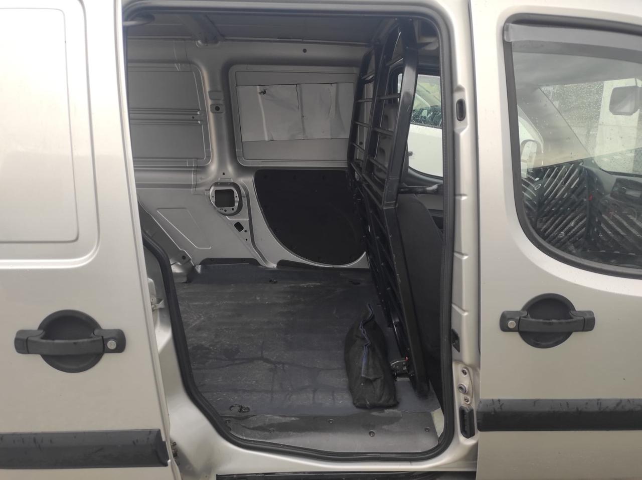 Fiat Doblo Doblò 1.9 MJ Cargo Maxi Gancio Traino 105CV