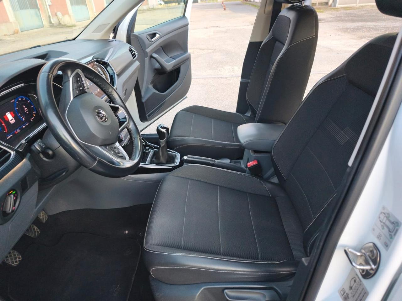 Volkswagen T-Cross 2019---1.0 Benzina