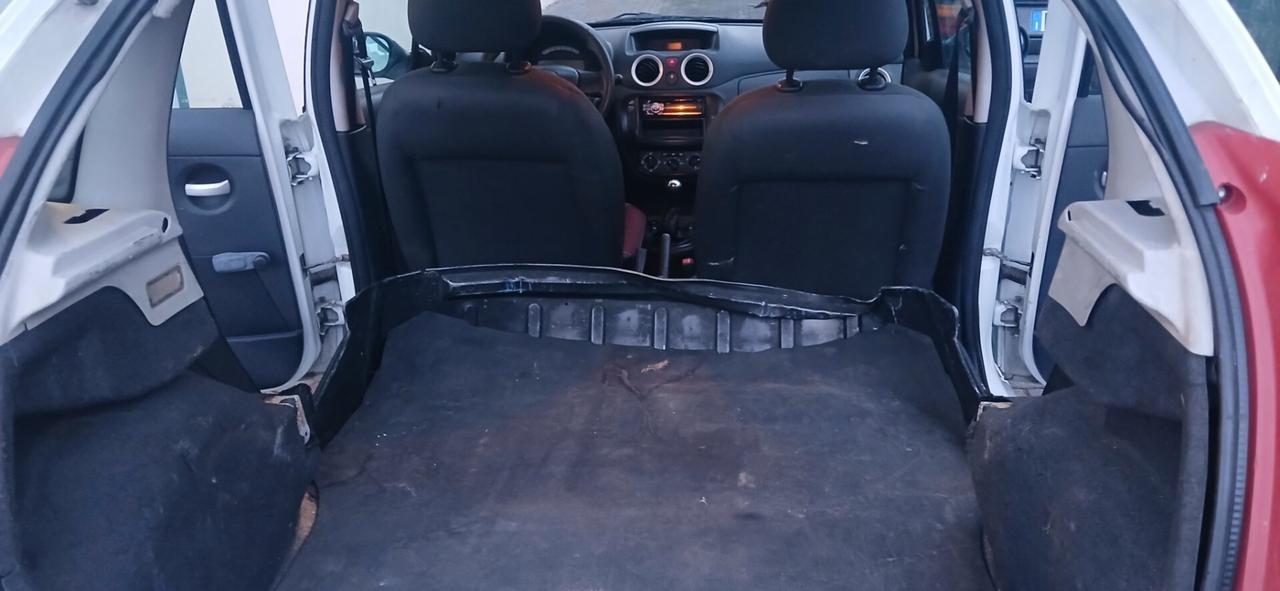 Citroen C3 1.4 HDi 70 autocarro