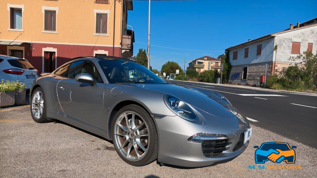 Porsche 911 Coupe 3.4 Carrera 4