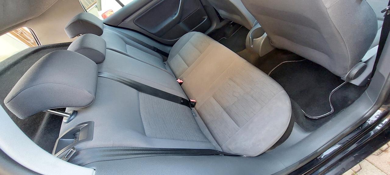 GOLF 1,9 TURBODIESEL 105 CV X NEOPATENTATI COMFORTLINE LEGA GOMME NUOVE IMPECCABILE