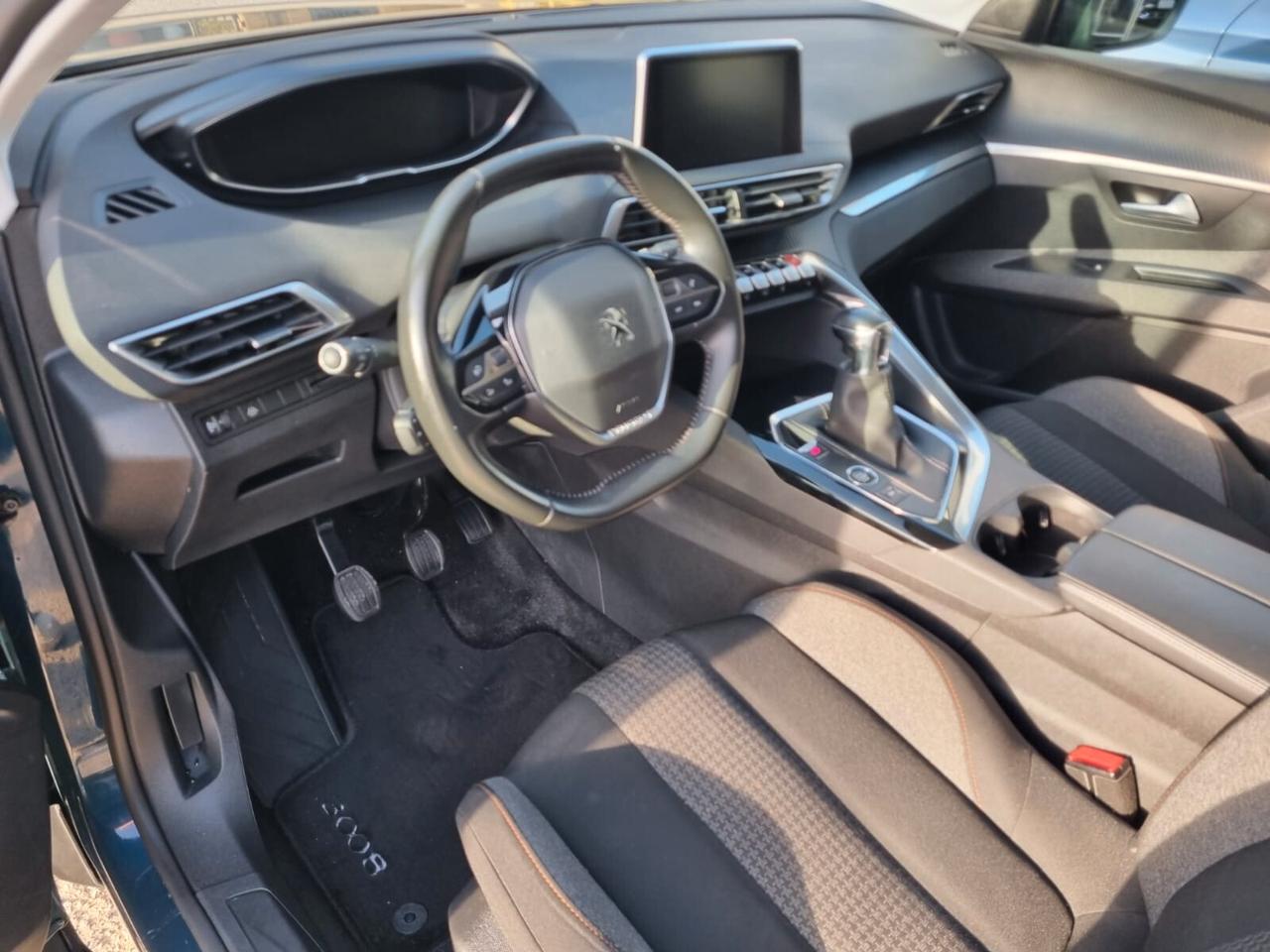 Peugeot 3008 BlueHDi 130 S&S Business