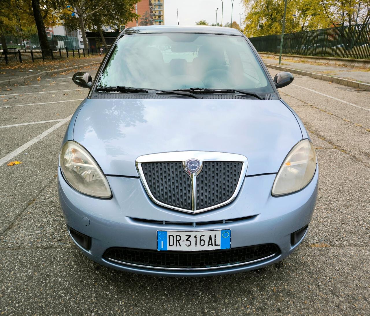 Lancia Ypsilon 1.2 Versus NEOPATENTATI