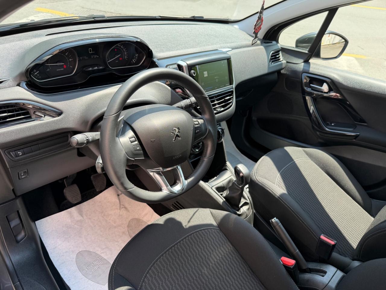 Peugeot 208 82 CV ALLURE KM 19 MILA !!!!