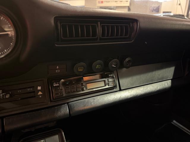 PORSCHE 911 SC 3.0 Coupé Restauro-Motore km0/Interni/carrozzer