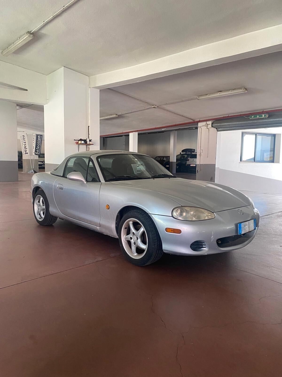 Mazda MX-5 1.6i 16V cat Mid