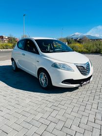 Lancia Ypsilon 1.3MLJT BASSI CONSUMI 2013