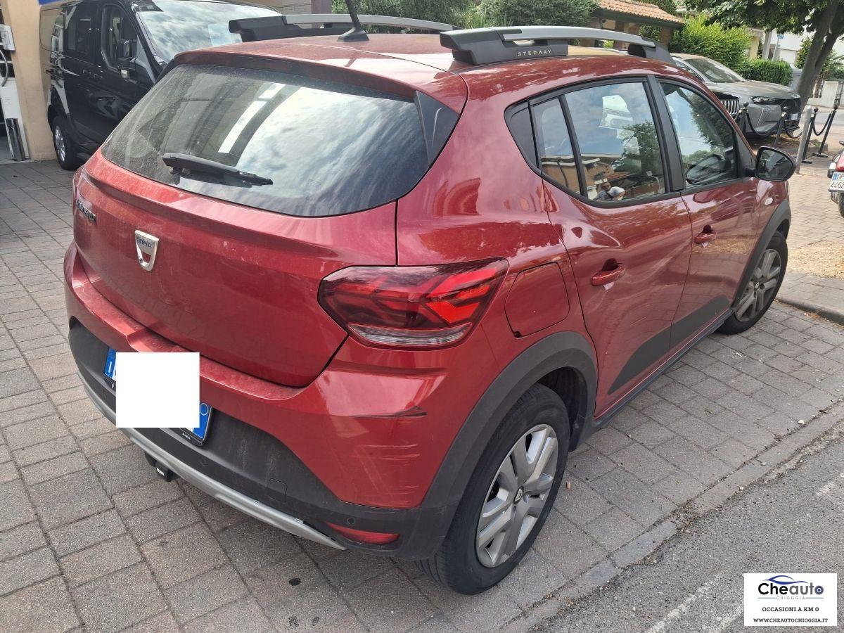 DACIA - Sandero - Stepway 1.0 TCe ECO-G Expres. UP con gancio traino
