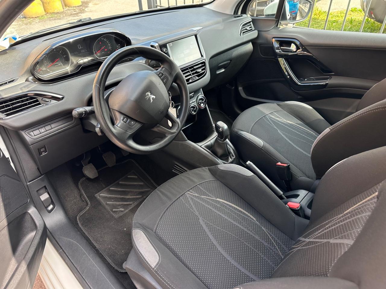 Peugeot 208 PureTech 82 5 porte Active