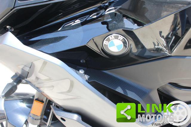 BMW F 900 XR TRIPLE BLACK