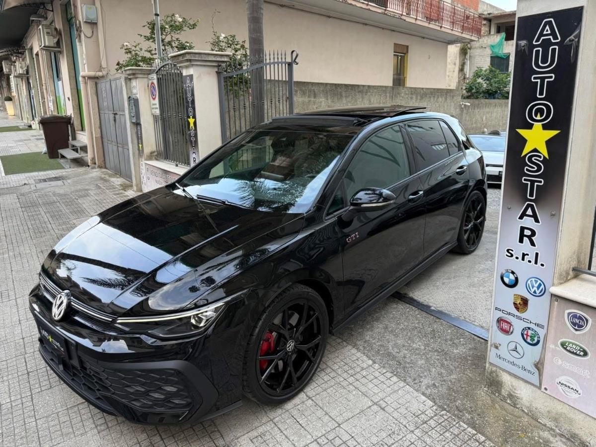 Volkswagen Golf 8.5 GTI 2.0 TSI 265CV
