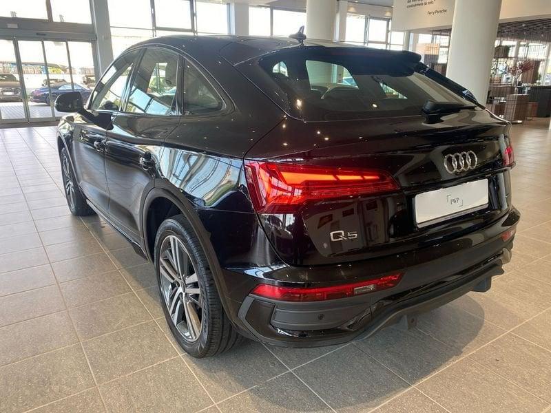 Audi Q5 40 TDI 204cv quattro S tronic S line MHEV - IVA