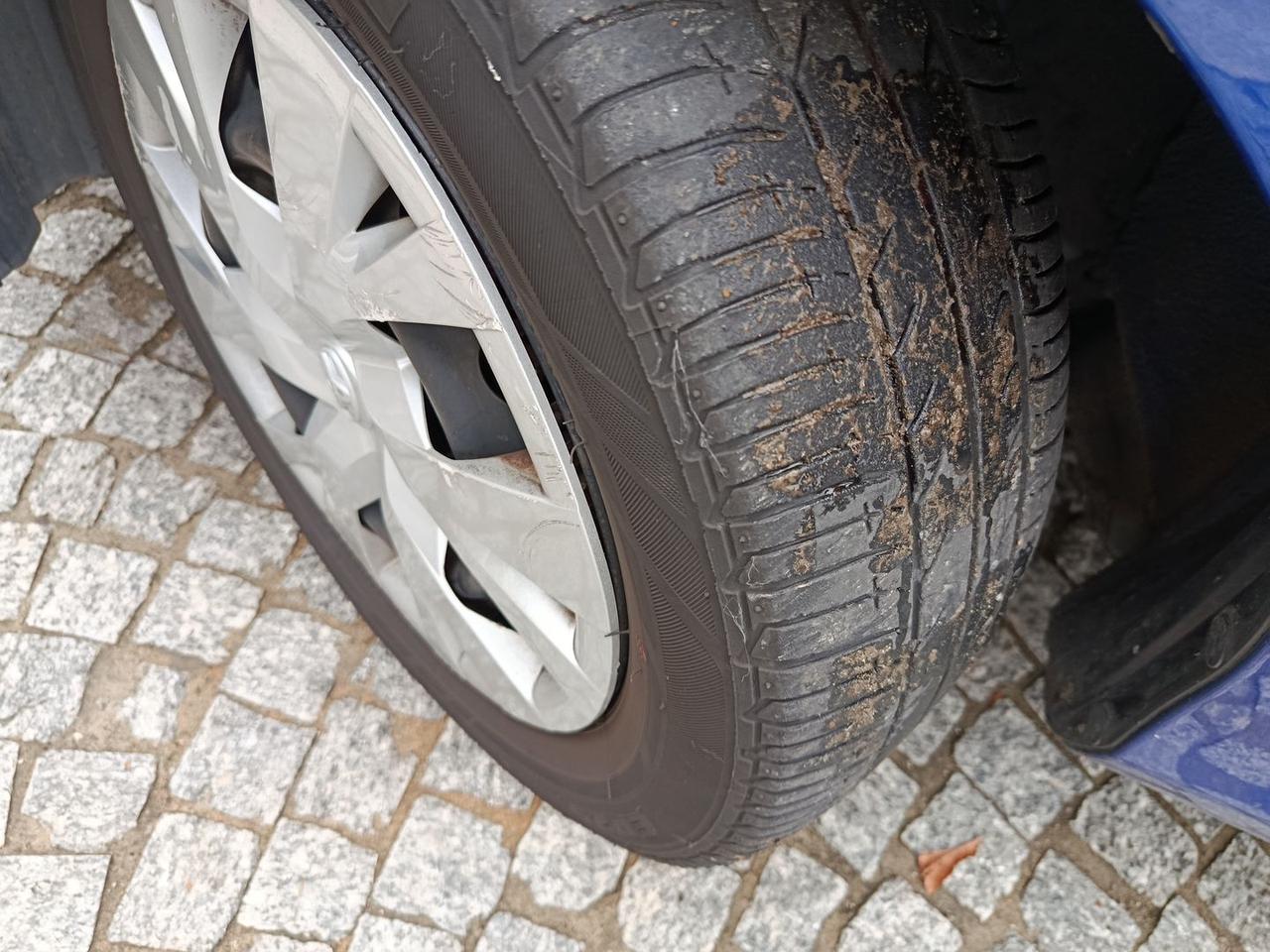 Toyota Yaris Active 1.0 VVT-i #7550