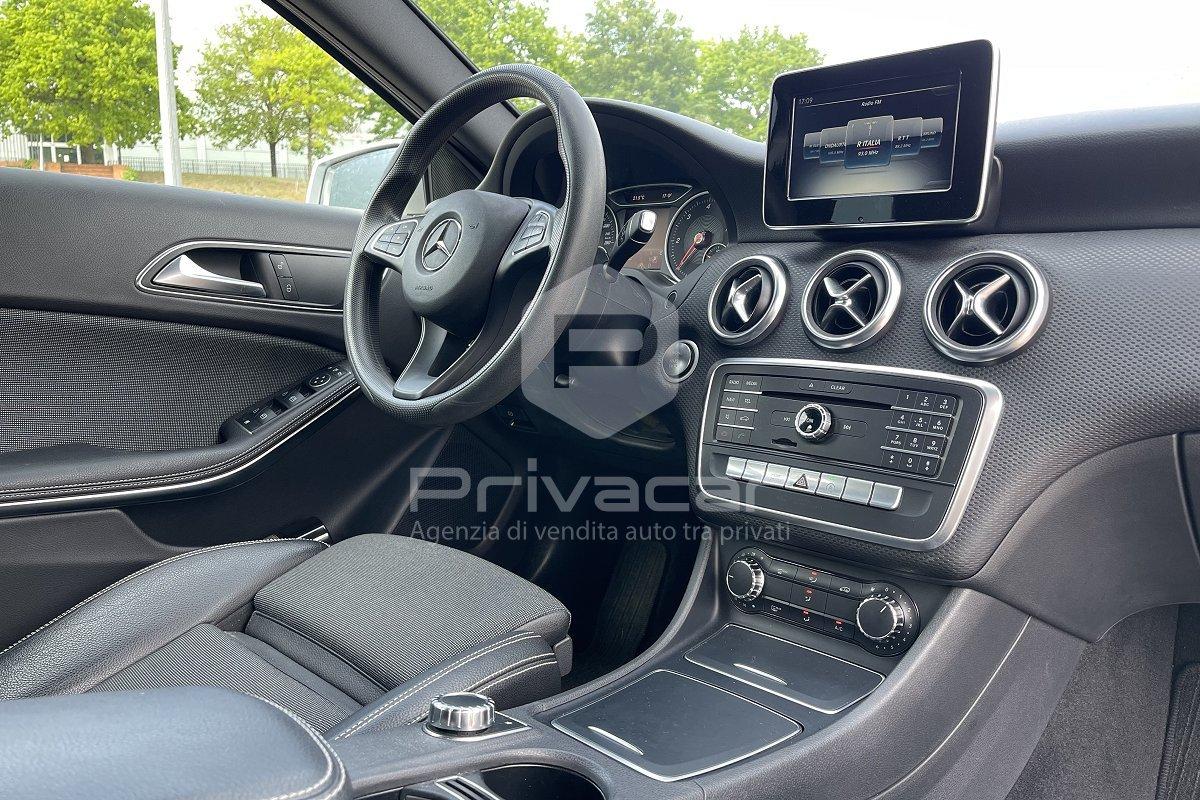 MERCEDES A 160 d Automatic Business