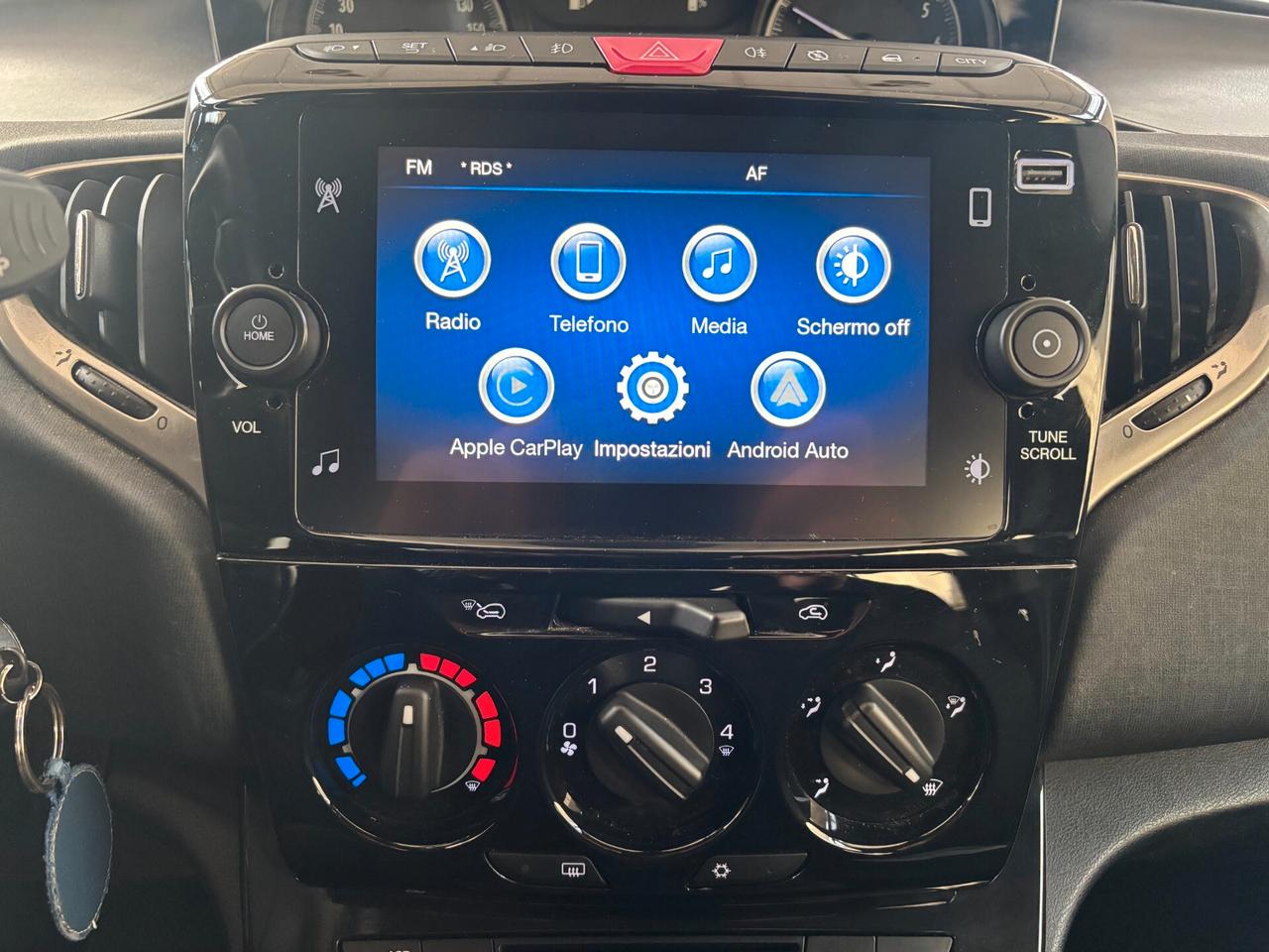 Lancia Ypsilon 1.0 FireFly 5 porte S&S Hybrid Gold