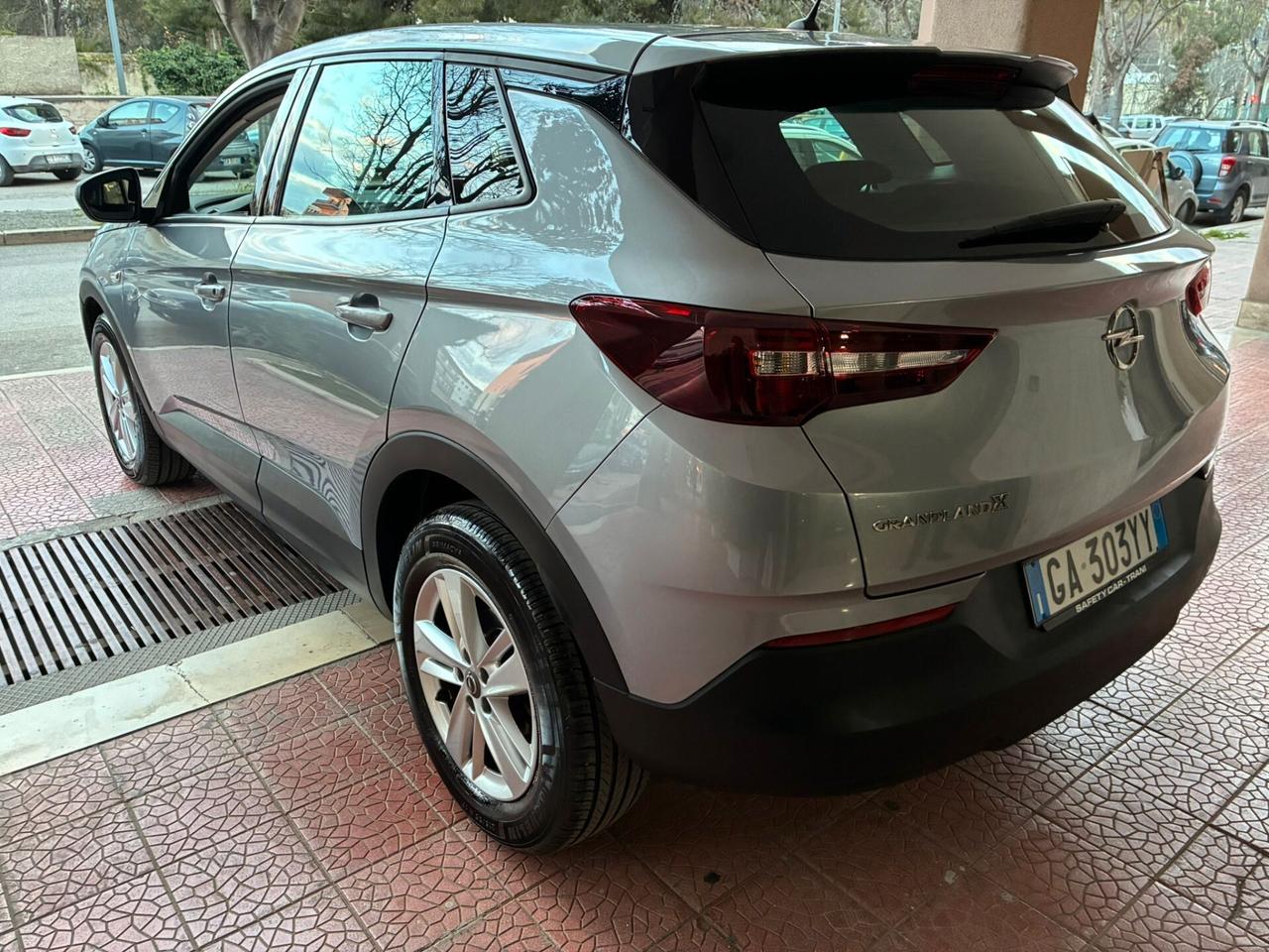Opel Grandland X 1.5d perfetta garantita-2020