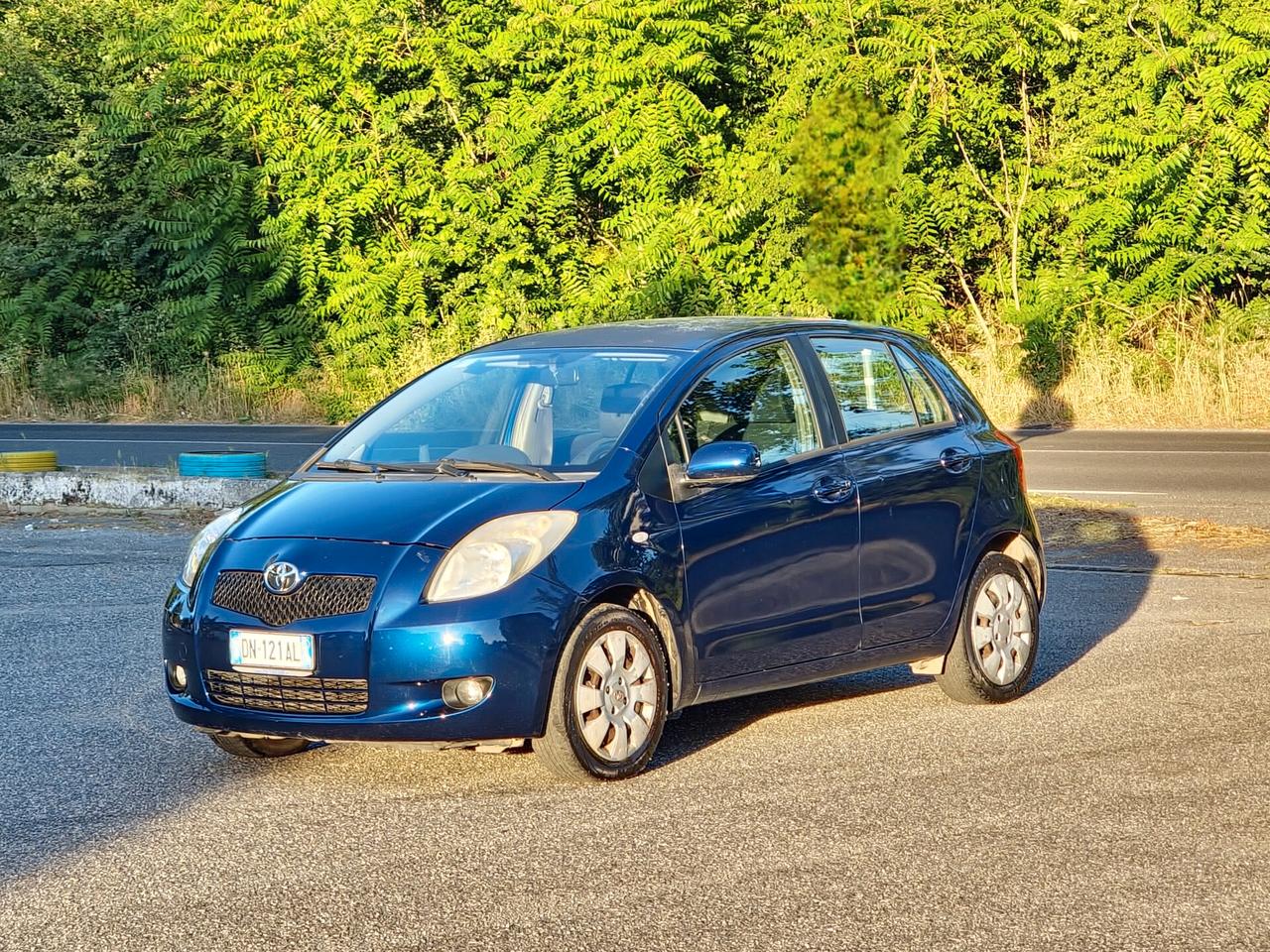 Toyota Yaris 1.3 5 porte Navi 2008-E4 Manuale NEO