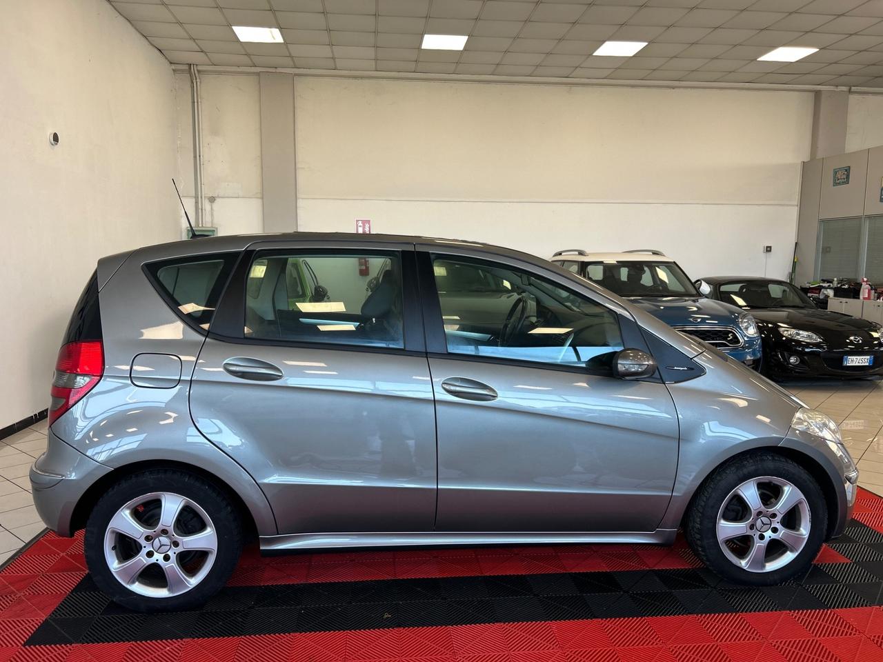 Mercedes-benz A 150 (W-C169) Avantgarde (70 kw)