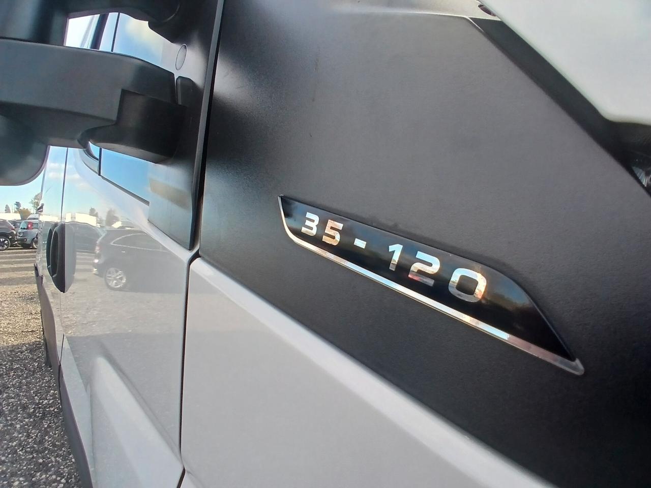 Iveco Daily 35 H2 2.3 TM PN Cabinato