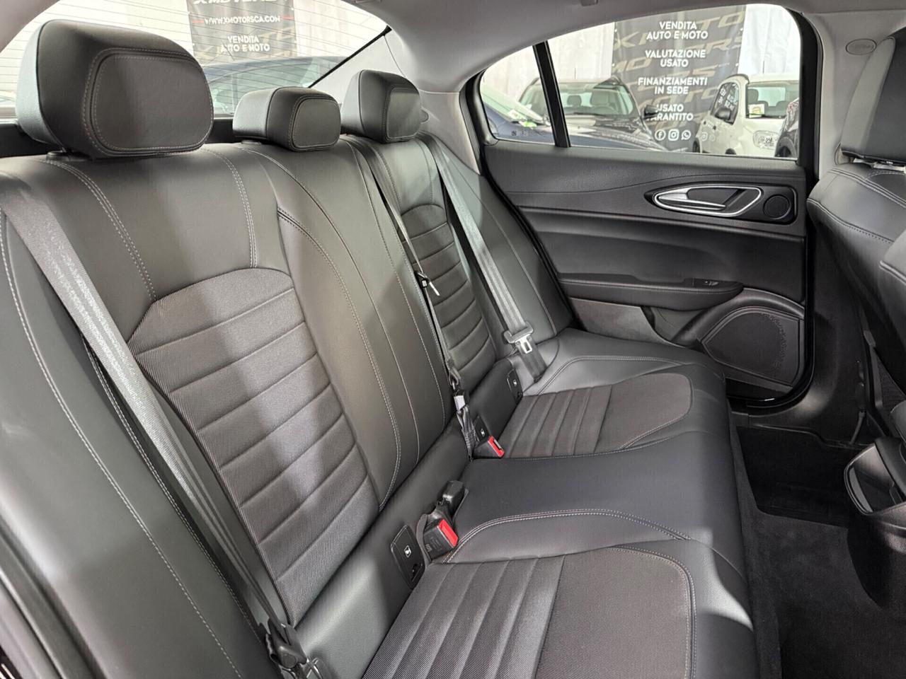 Alfa Romeo Giulia 2.2 Aziendale Turbodiesel 150cv AT8 Super